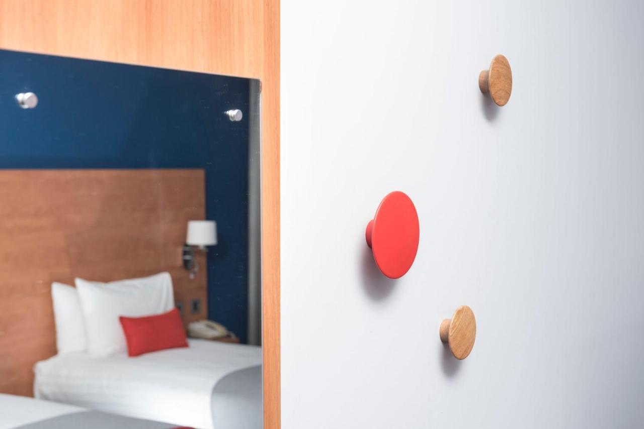 Holiday Inn Express Birmingham Star City By Ihg Luaran gambar